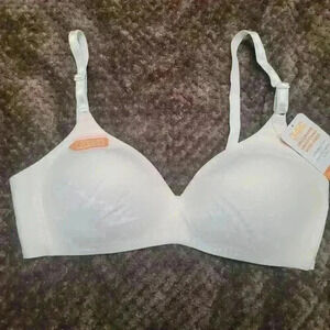 Underarm smoothing wire free bar white 34C